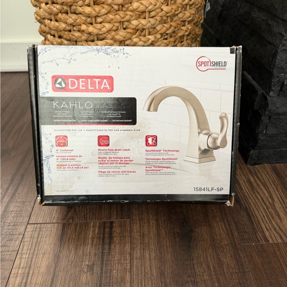 Delta Kahlo Single Handle Centerset Bathroom Faucet 15841LF-SP Brushed Nickel - Picture 2 of 4